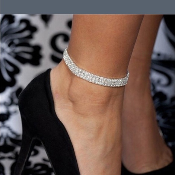 Ankle bracelet