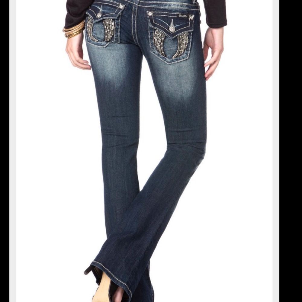 Miss Me Jeans. Bootcut. Rarely worn. SIZE 28