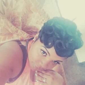 Meet your Posher, Tynisha