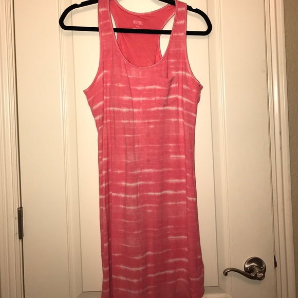 Comfortable tie-dye sleep dress; built in support