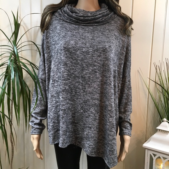 ASSYMETRIC LOOSE COWL NECK - Picture 2 of 4