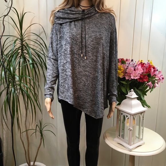 ASSYMETRIC LOOSE COWL NECK - Picture 4 of 4