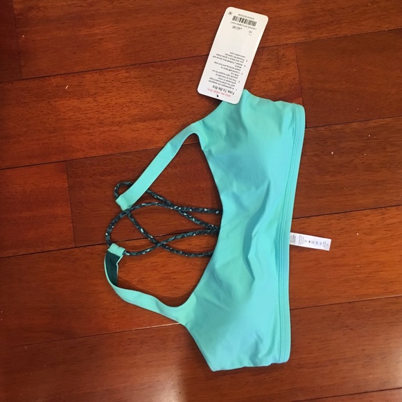 Free to be lulu lemon sports bra