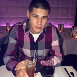 Meet your Posher, Kevin