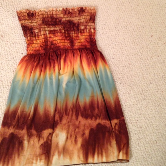 Strapless top