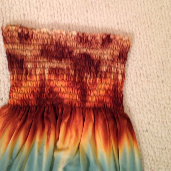 Strapless top - Picture 2 of 2