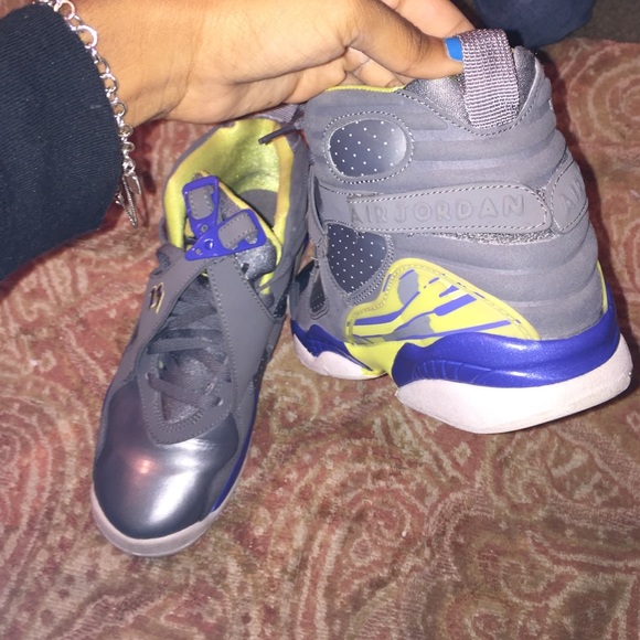 "Laney” Air Jordan 8 Retro - Picture 3 of 4