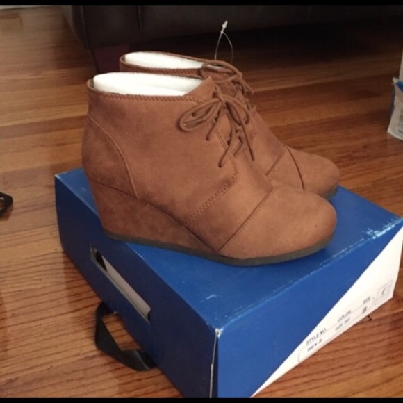 Booties FALL MUST HAVE