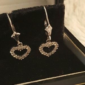Adorable 14k Diamond Heart Earrings