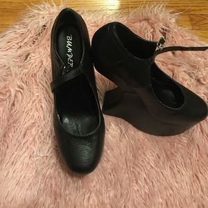 Heel less platforms!!