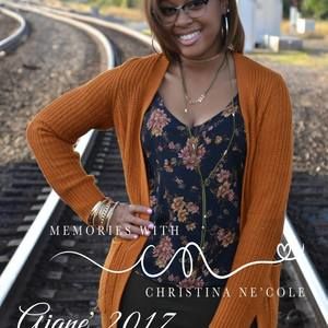 Meet your Posher, Latisha