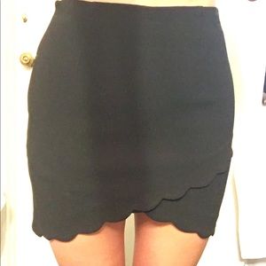 Missguided black skirt with scalloped edge