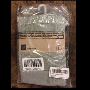 Men's XL Gap gray boxer briefs.
