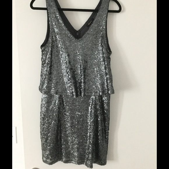 Silver sequin dress✨