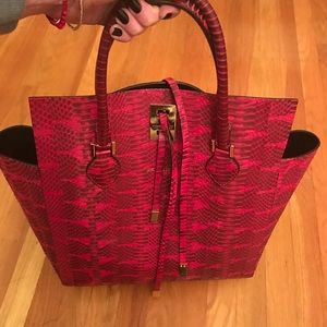 Michael Kors COLLECTION red snake MIRANDA!