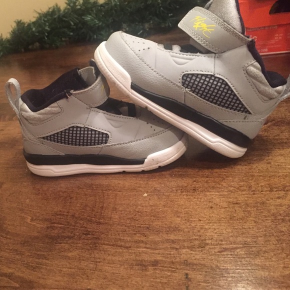 Jordan flights - Picture 2 of 3