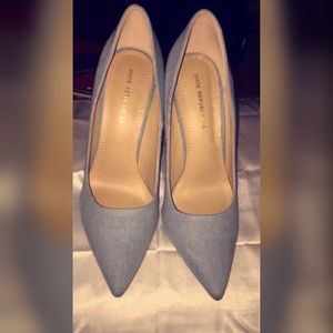 Denim pumps 💙👠