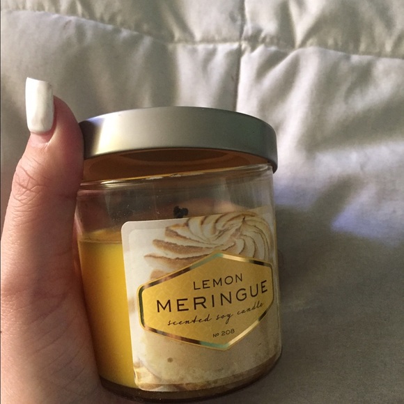 Set of 4 candles
