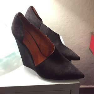 Elizabeth and James Shoes