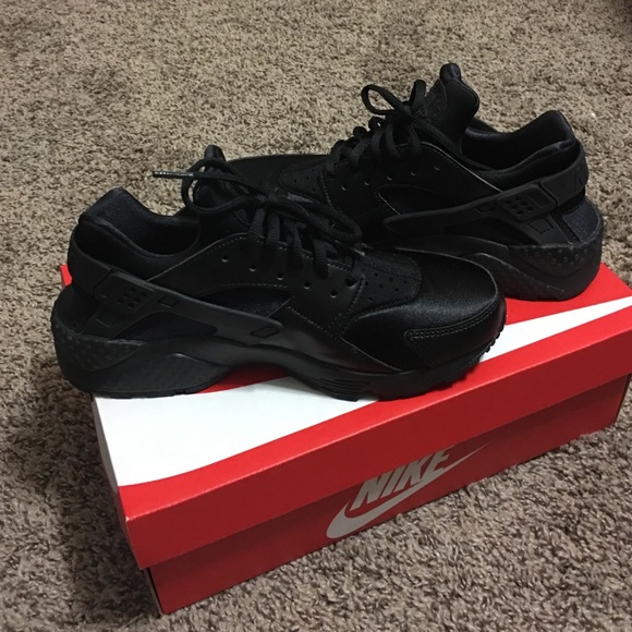 Nike huarache run size 8