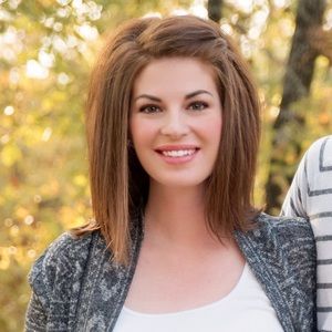 Meet your Posher, Ashly