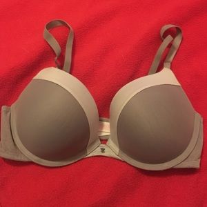 34D like new Periwinkle bra