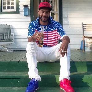 Meet your Posher, Jemell