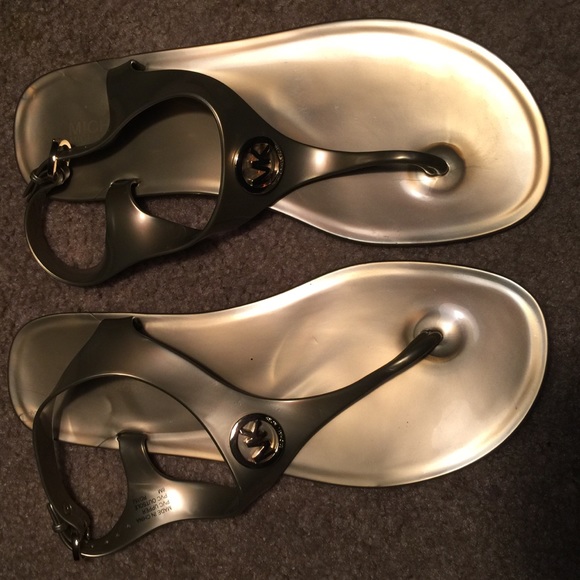 Michael Kors Sandals! FINAL PRICE DROP