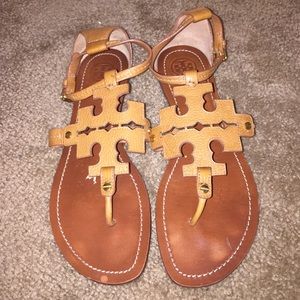 Tory burch sandals