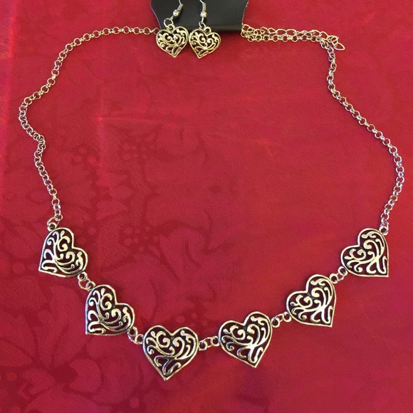  Designer Inspired Heart Necklace Set Silver - Picture 1 of 2