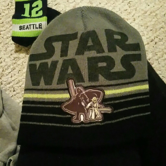 Star Wars Beenie *Free w/hoodie purchase **