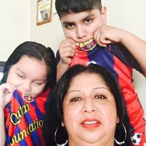 Meet your Posher, Esperanza