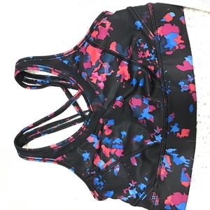 Lululemon strap it like its hot sports bra