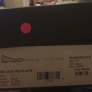 Ann Taylor quilted flats never worn