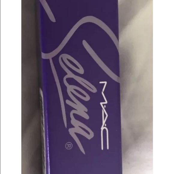 Mac Cosmetics Selena Amor Prohibido Lipstick