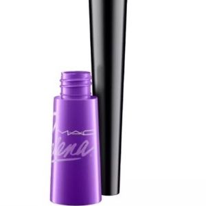 Mac Selena Liquid Eye Liner