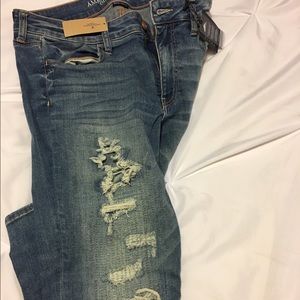 American Eagle Ripped Super Stretch Skinny Jeans