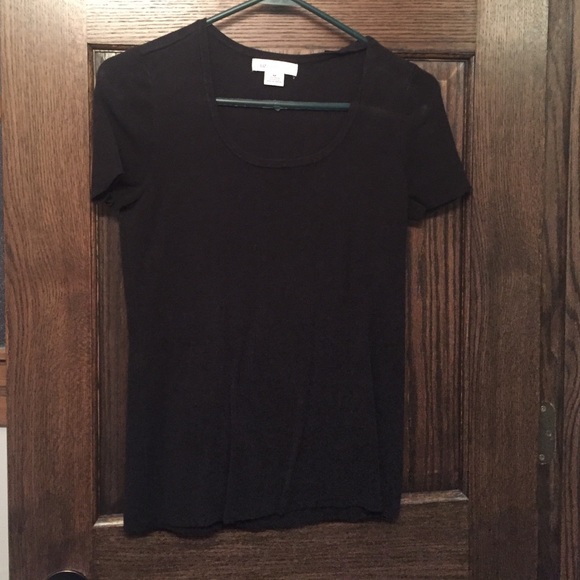Short sleeve sweater