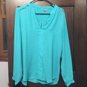 Light fitting blouse