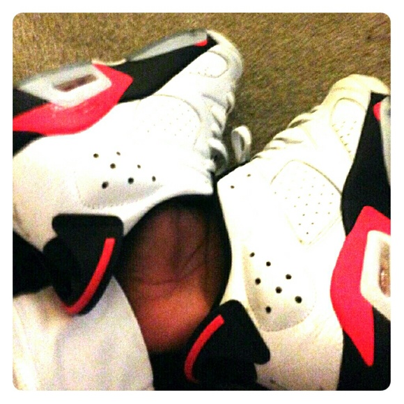 Jordan 6 Infrared Low