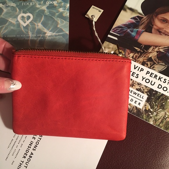 madewell leather pouch