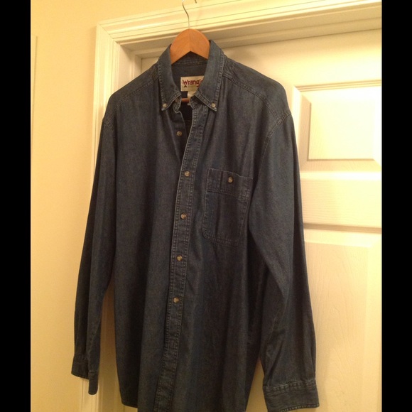 Men's denim shirt