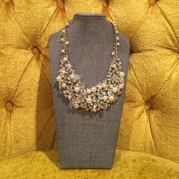 🌟banana republic necklace - pearly sparkly!!!!