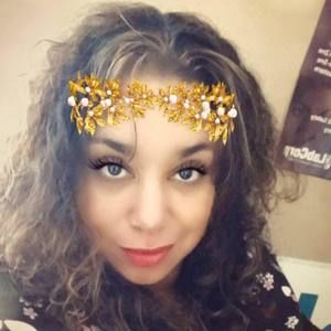 Meet your Posher, April