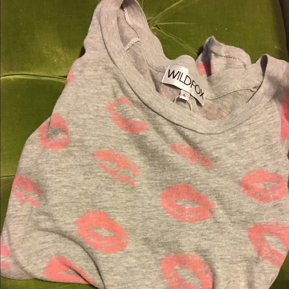 Slouchy jersey Wildfox kisses tee