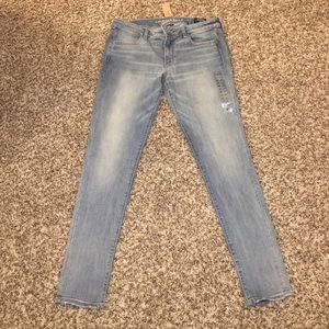 American Eagle low rise jeans