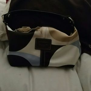 Beautiful Coach  with dust cover