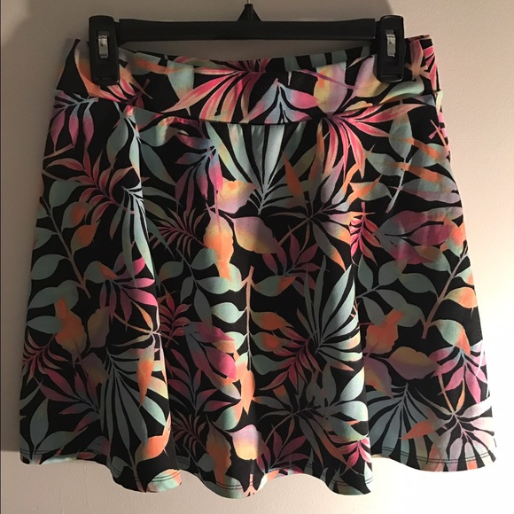 Flower print skirt