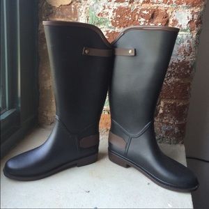 Modern Rush Size 10 Black Rainboots