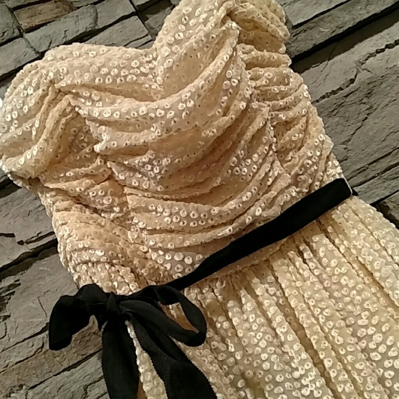 Strapless Audrey Hepburn Style Dress!